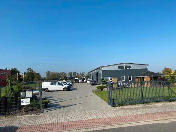 showroom-image-main