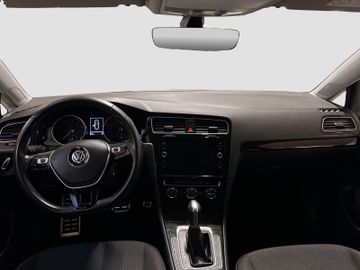 Fotografie 10 des VW Golf VII Variant Sound Automatik Navi Stanhzg.