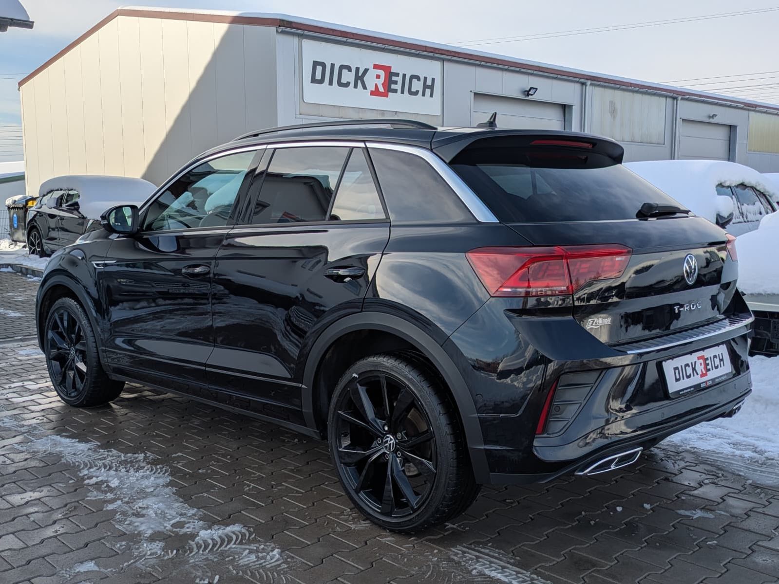 Fahrzeugabbildung Volkswagen T-Roc 2.0 TDI R-Line DSG 19"MATRIX*ACC*KAM*NAVI