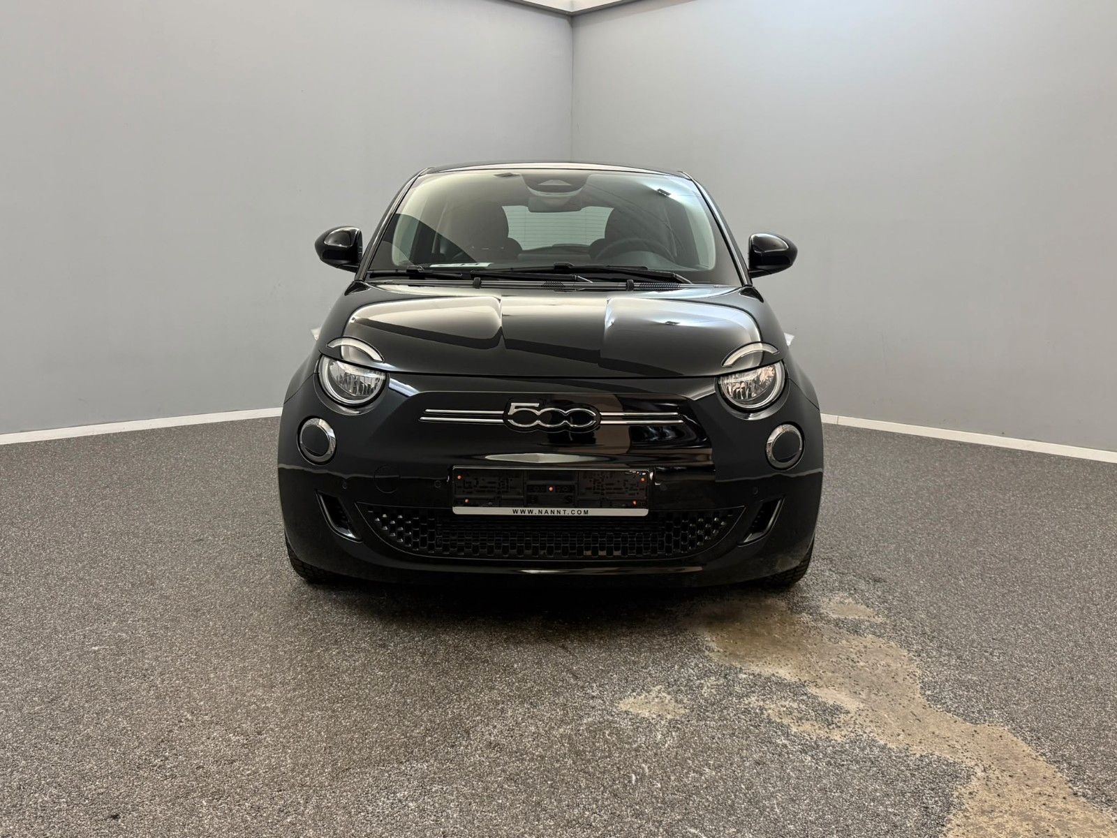 Fiat 500e RED UCONNECT*CARPLAY*KAMERA*VIRTUAL*GARANTI imagem 2