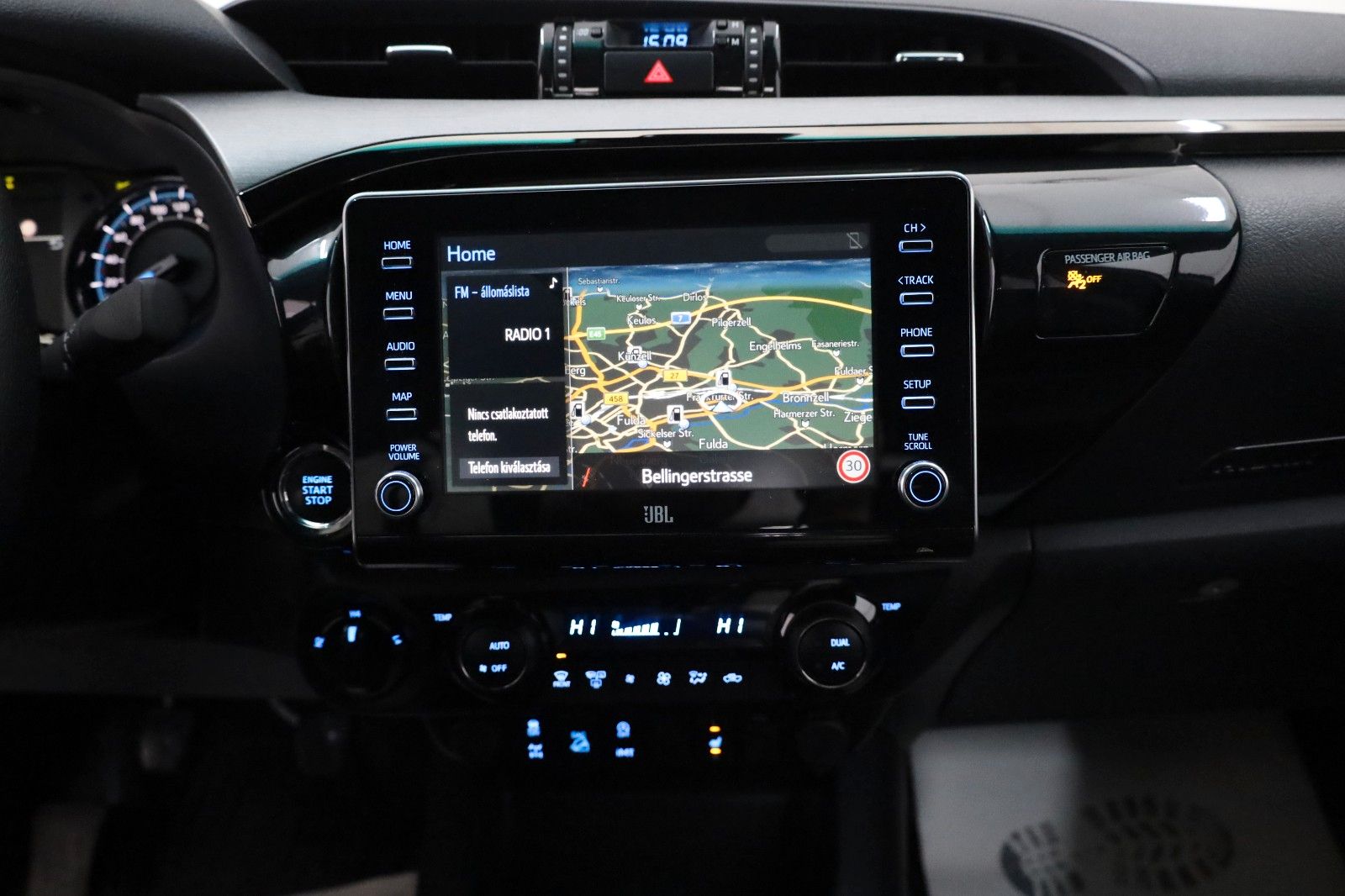 Fahrzeugabbildung Toyota Hilux 2.8 D-4D 4x4 Invincible,Leder,ACC,Garantie