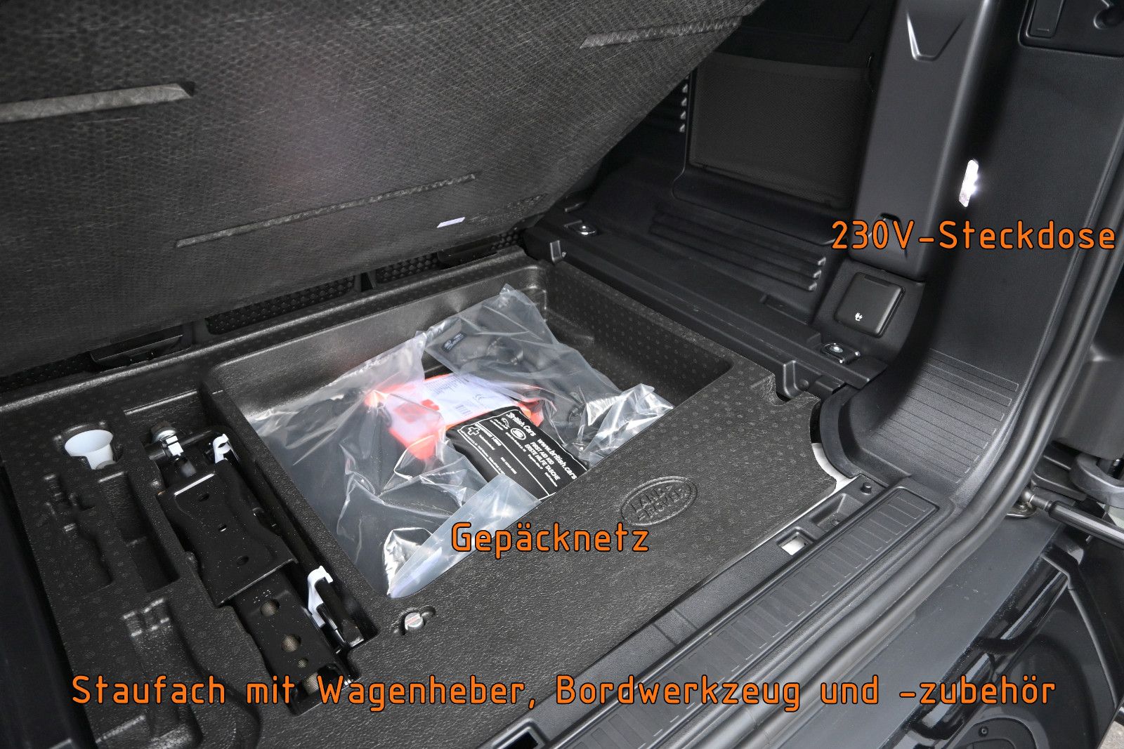 Fahrzeugabbildung Land Rover Defender 'X' D300 AWD °°UVP 125.666€°°VOLL°°