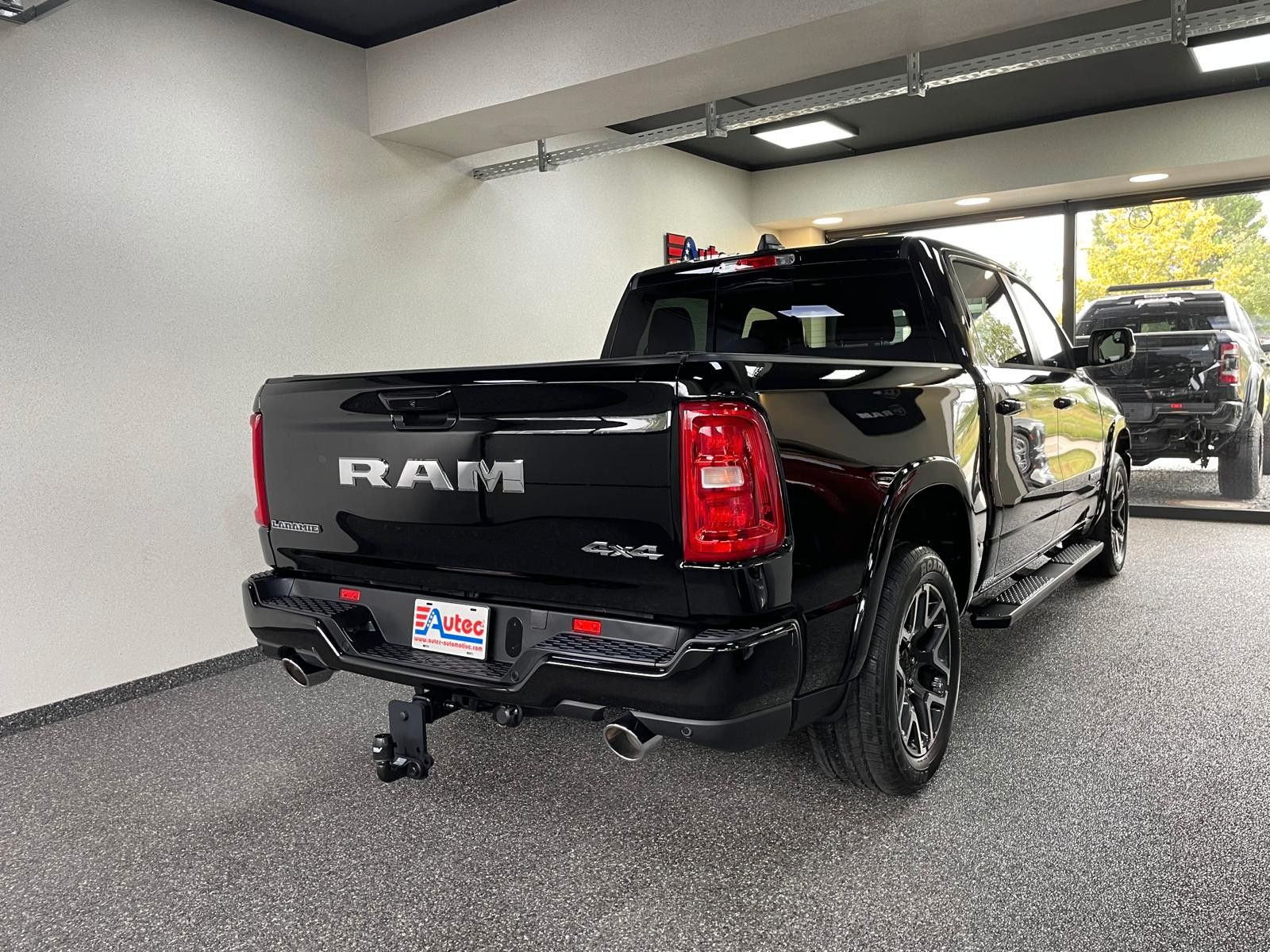 Fahrzeugabbildung Dodge 2025 LARAMIE SPORT 3.0L HURRICANE-BAK REV.-VFW