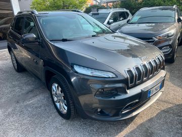 Jeep Cherokee - 3