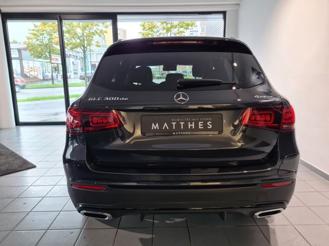 Fahrzeugabbildung Mercedes-Benz GLC 300 de 4M AMG-Line/Night/AHK/Kamera