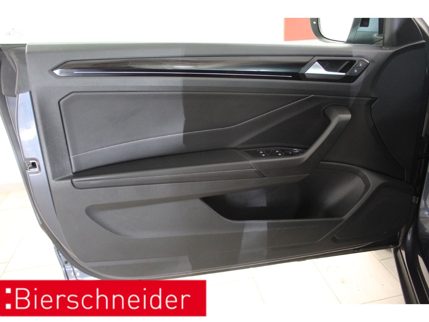 Volkswagen T-Roc - Bild 10