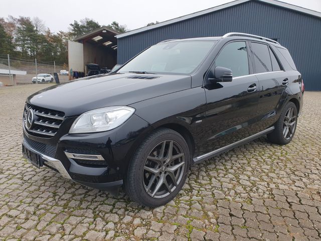 Mercedes-Benz ML 350 3.0 CDI BlueTec AUT. *Radar*