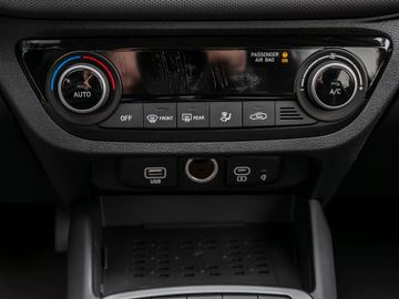 Hyundai i10 1.2 Trend Spurhalteassistent Kamera Navi