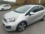 Kia Verkauf Kia Rio 1.4 oder  Tauschen gegen g... - Kia Rio aus 2012 mit Diesel-Antrieb