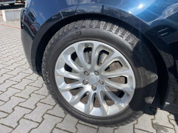 Land-Rover Range Rover - 8