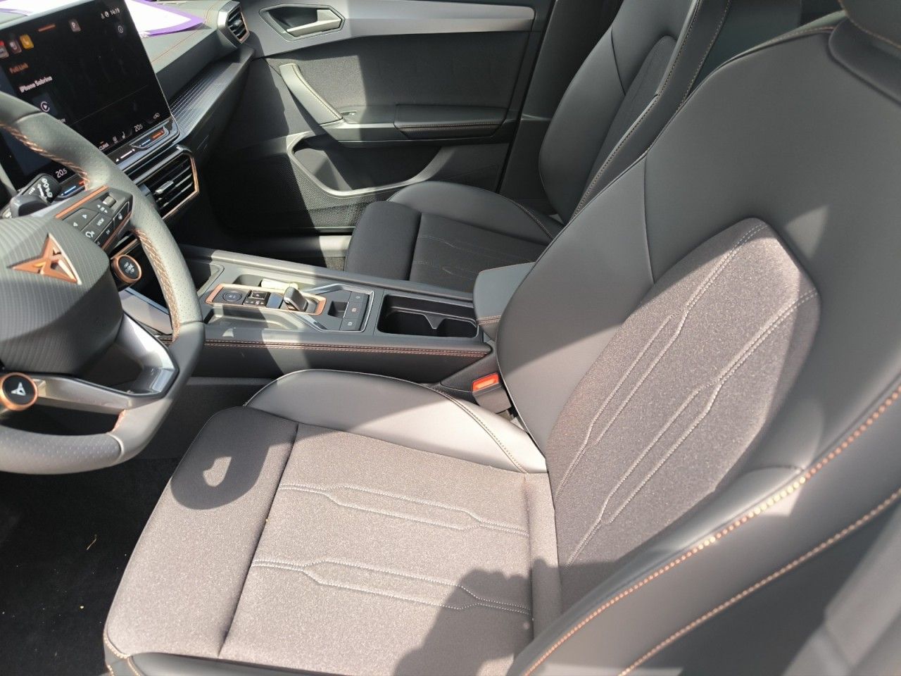 Fahrzeugabbildung CUPRA Formentor 1.5 e-TSI DSG Anhängerkupplung