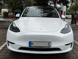 Tesla Model Y LR AWD AHK - Tesla Gebrauchtwagen in München