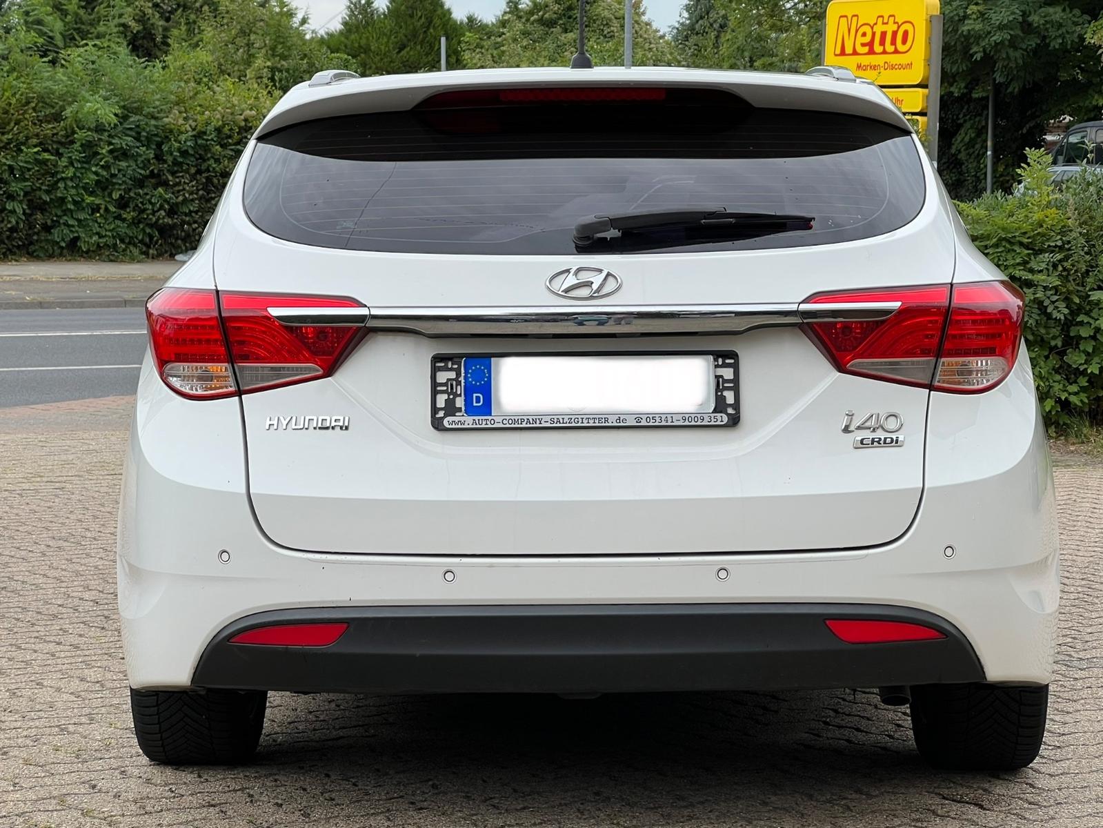 Hyundai i40 2012 — photo 11