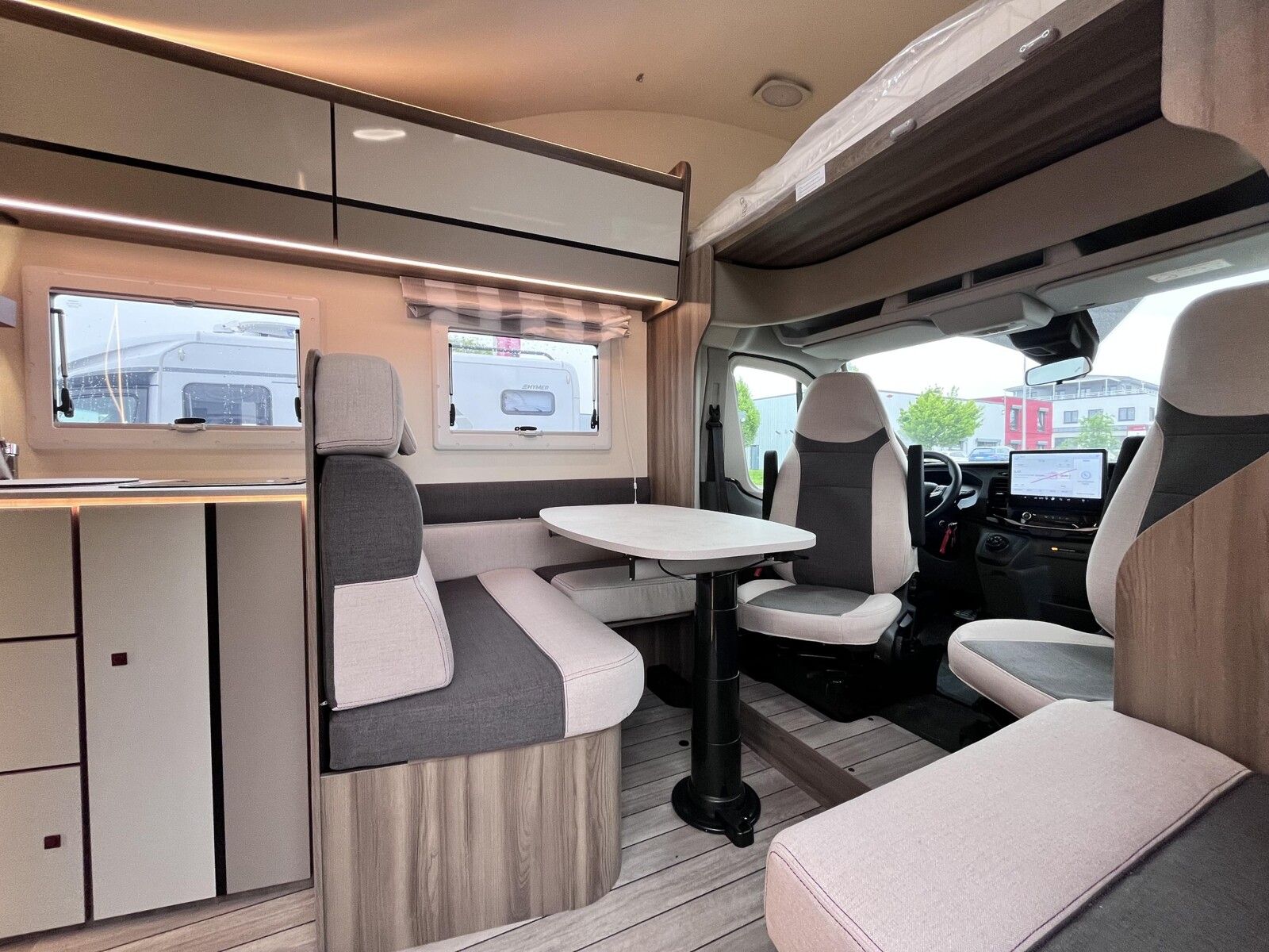 Fahrzeugabbildung Roller Team Kronos 284 M Ford