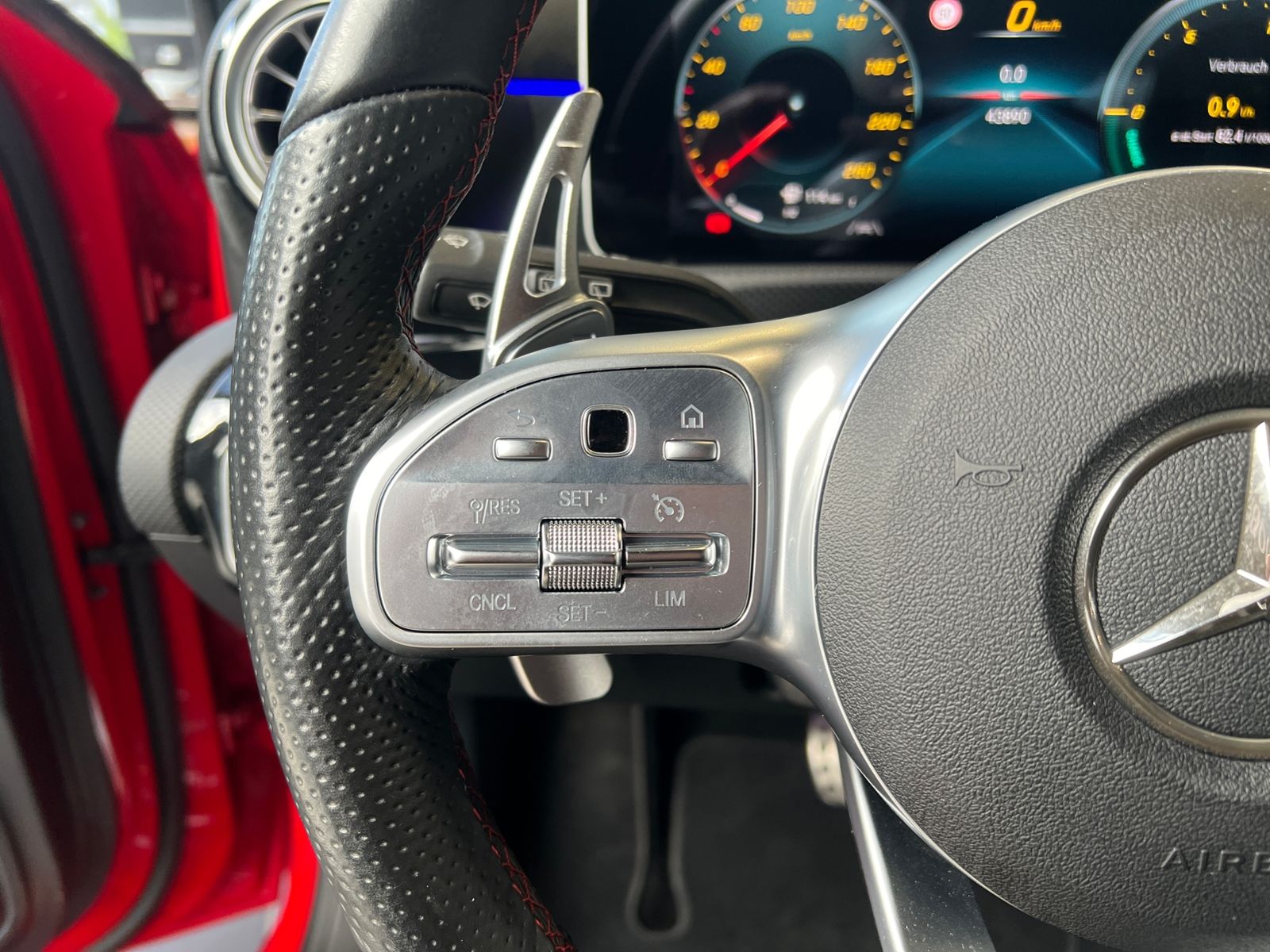 Fahrzeugabbildung Mercedes-Benz A 250 AMG RFK LED Ambiente