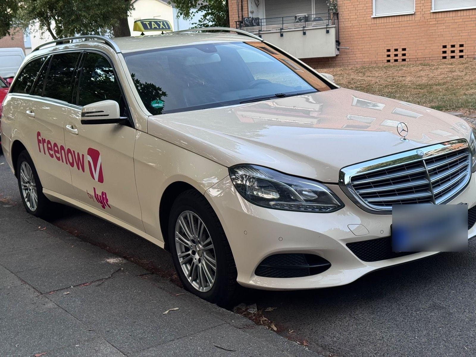 Mercedes-Benz E200 2015 — vehicle for AFU Ukraine
