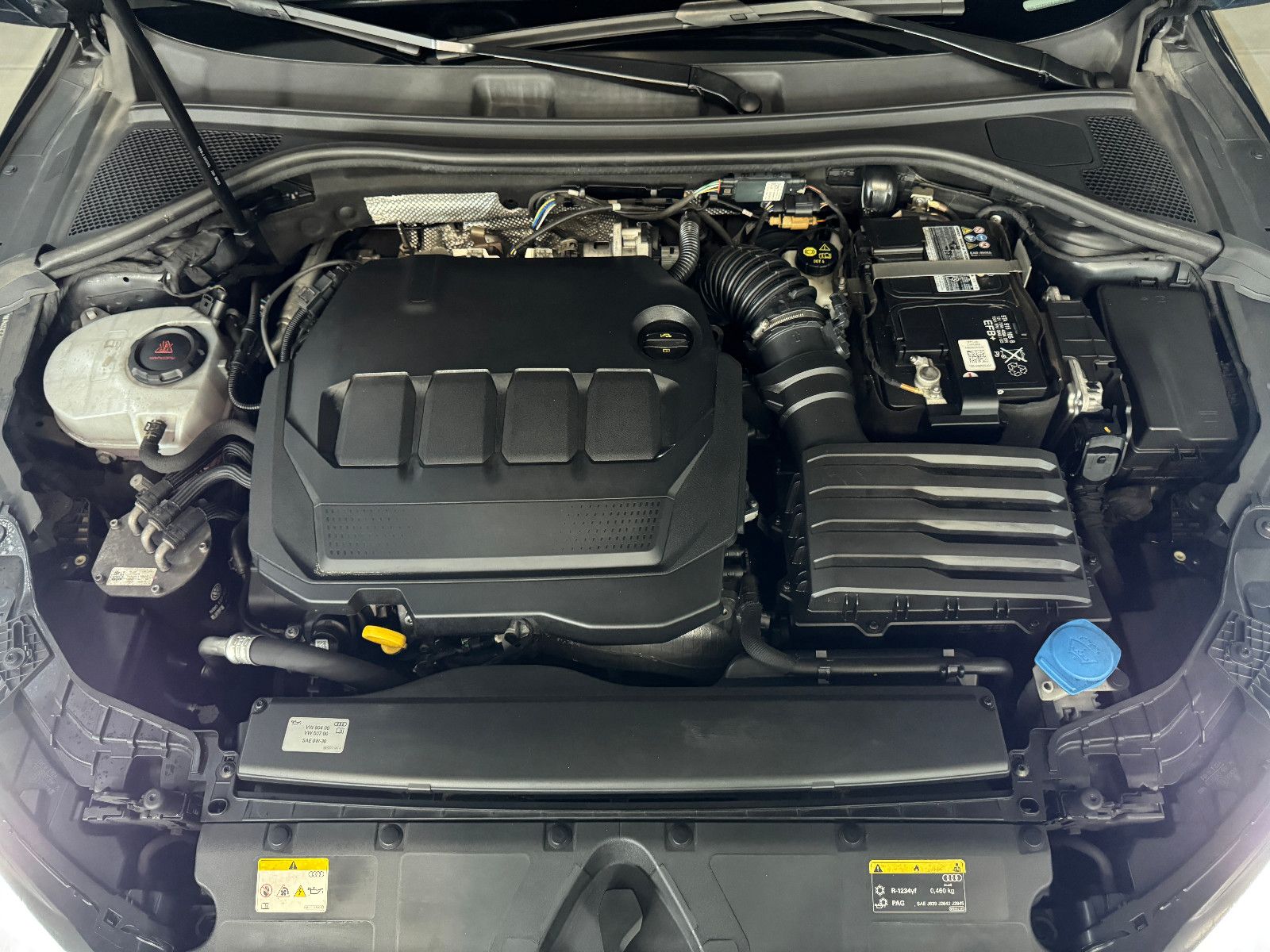 Fahrzeugabbildung Audi A3 40 TDI LIM. QUATTRO 3X S-LINE RS3 S-SITZE B&0
