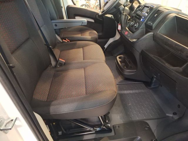 Peugeot Boxer HDi 330 L2H2 S&S