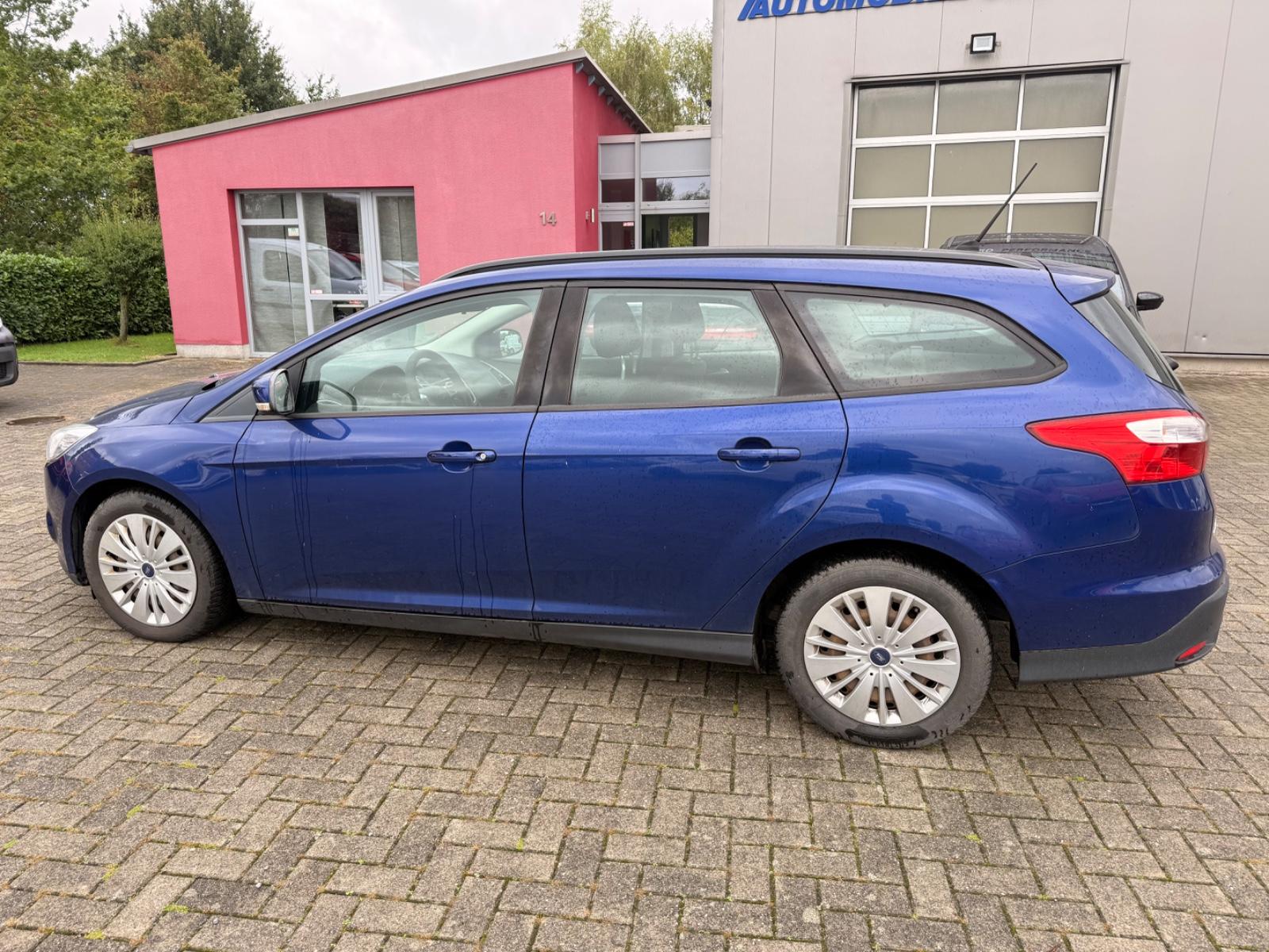 Ford Focus 2013 — photo 7