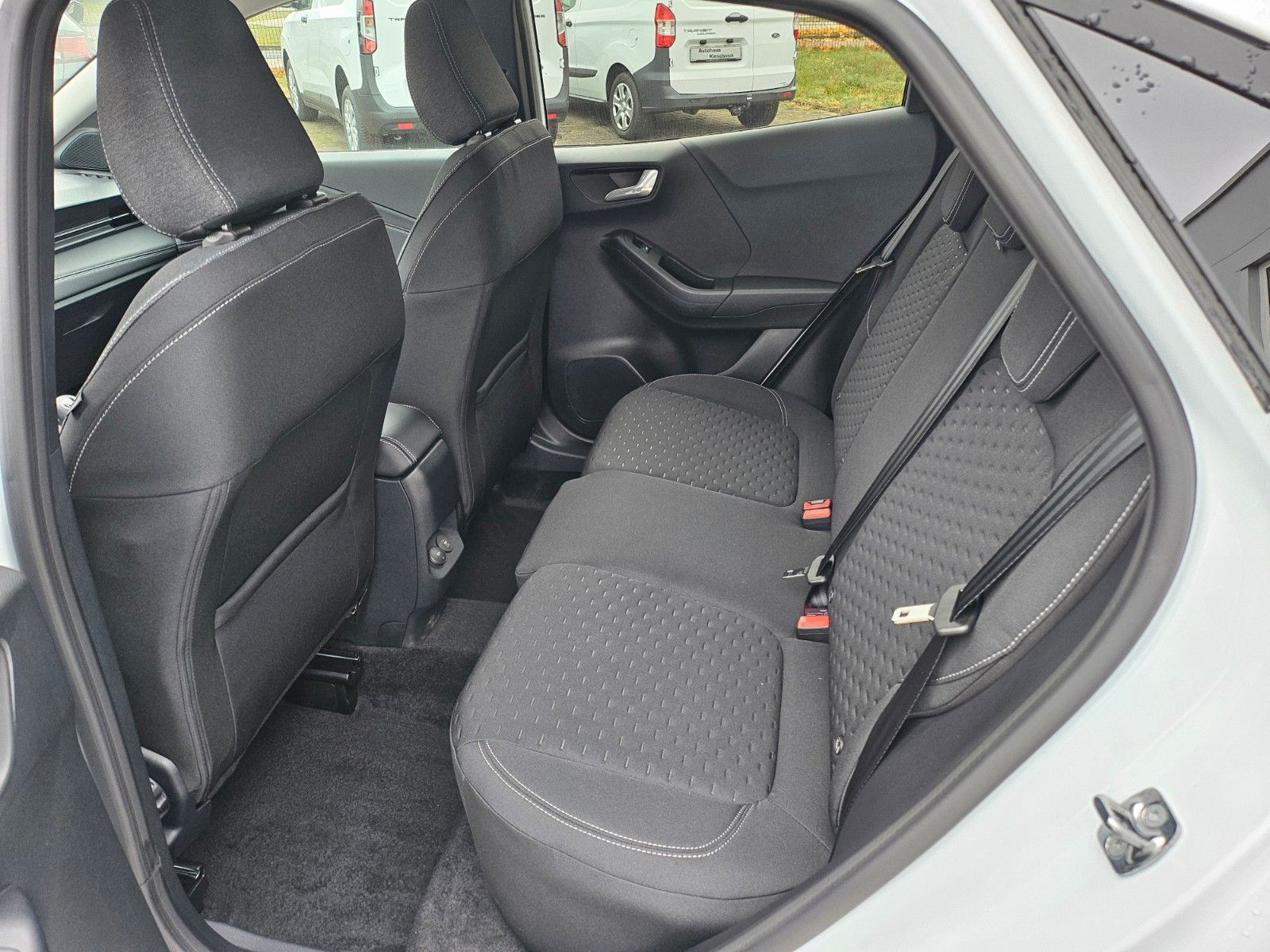 Fahrzeugabbildung Ford Puma Titanium