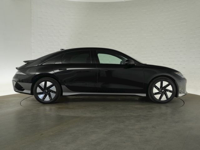 IONIQ 6 UNIQ 77,4kWh AT 4WD+MATRIX LED+NAVI+SURR