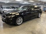 BMW 318 d Touring Autom. Sportsitze  -  AHK - TOP  ! - BMW 318: mit Anhängerkupplung