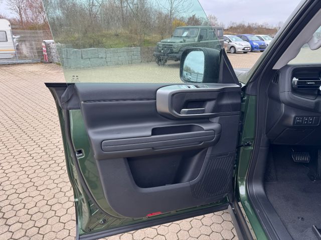 BAIC BJ40 2.0T 4WD 8 Gang AT PanoSitzhzg und Belüft.