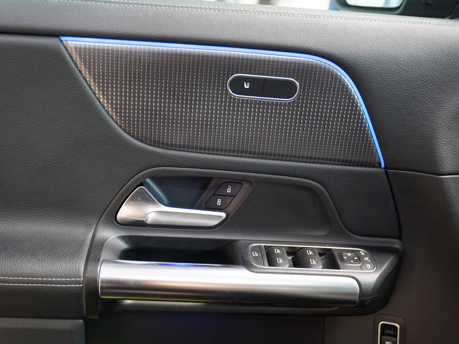 Mercedes-Benz GLA 4M Progressive MULTIBEAM AHK Standheizun, миниатюра 15