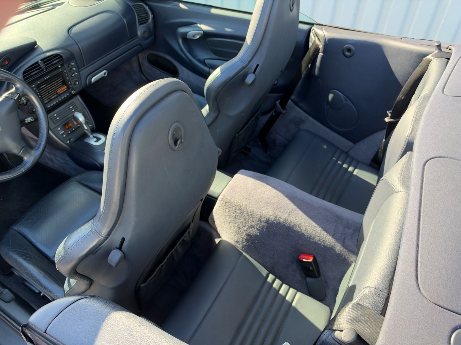 Porsche 996 Carrera Cabriolet "HARDTOP-GEPFLEGT" – Bild 30
