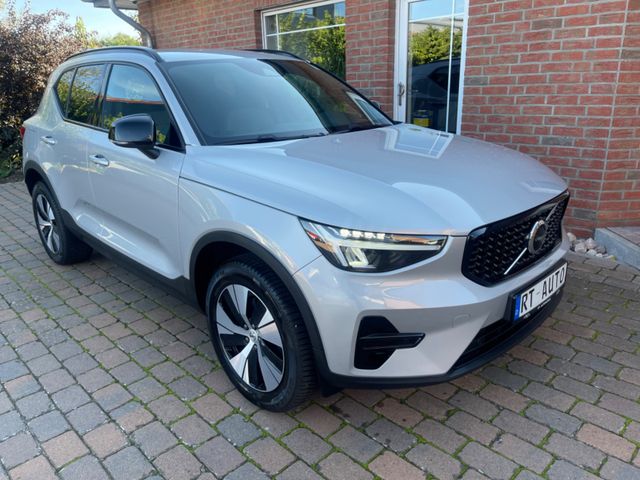 Volvo XC 40  Plus Dark 2WD LED Kamera Navi SHZ