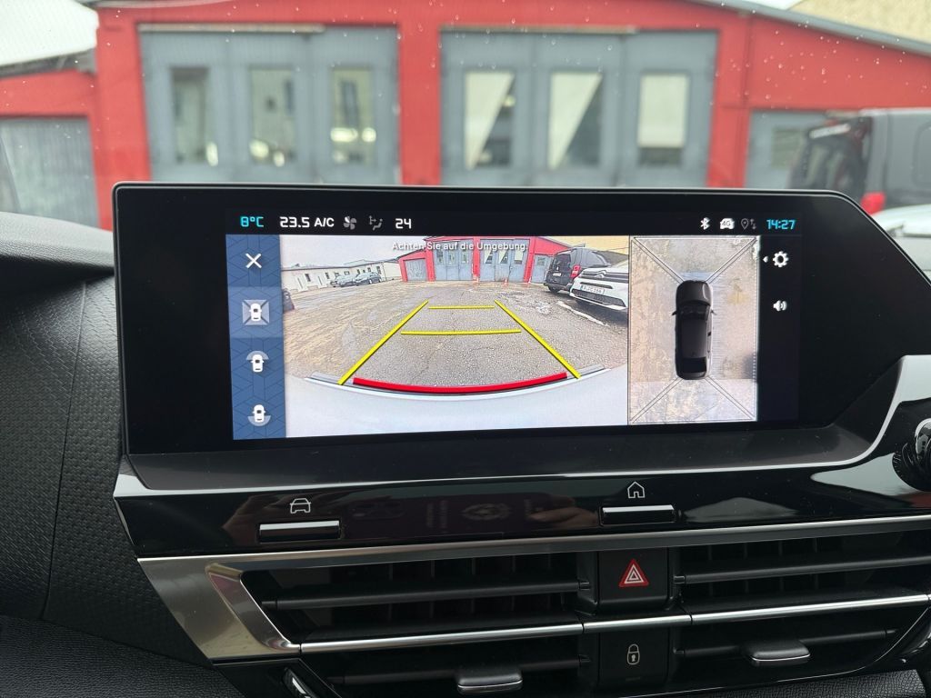 Fahrzeugabbildung Citroën C4 X PureTech 130 Stop&Start EAT8 MAX