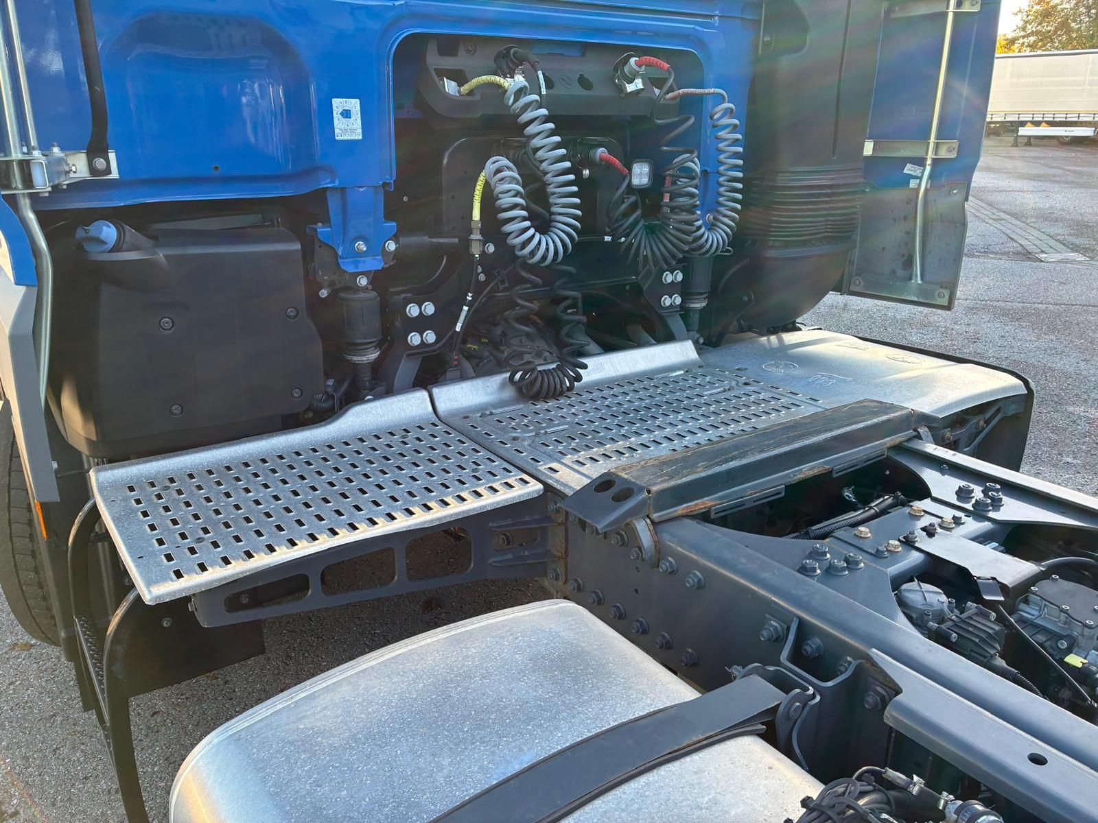 Fahrzeugabbildung DAF FT XF 480 SC LD (Leergewicht nur 7.765 kg)