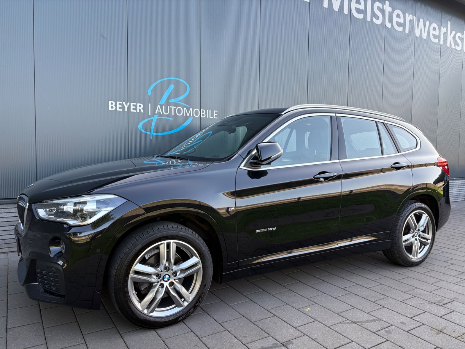 BMW X1 sDrive 18 d M Sport *LED*Head-up*Kamera*