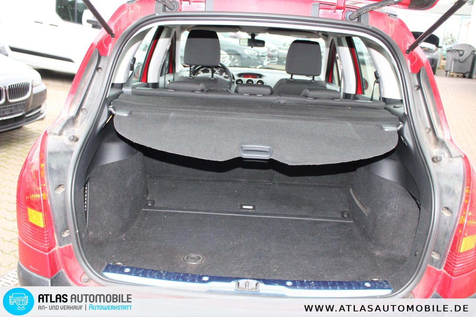 Peugeot 308 2010 — photo 8