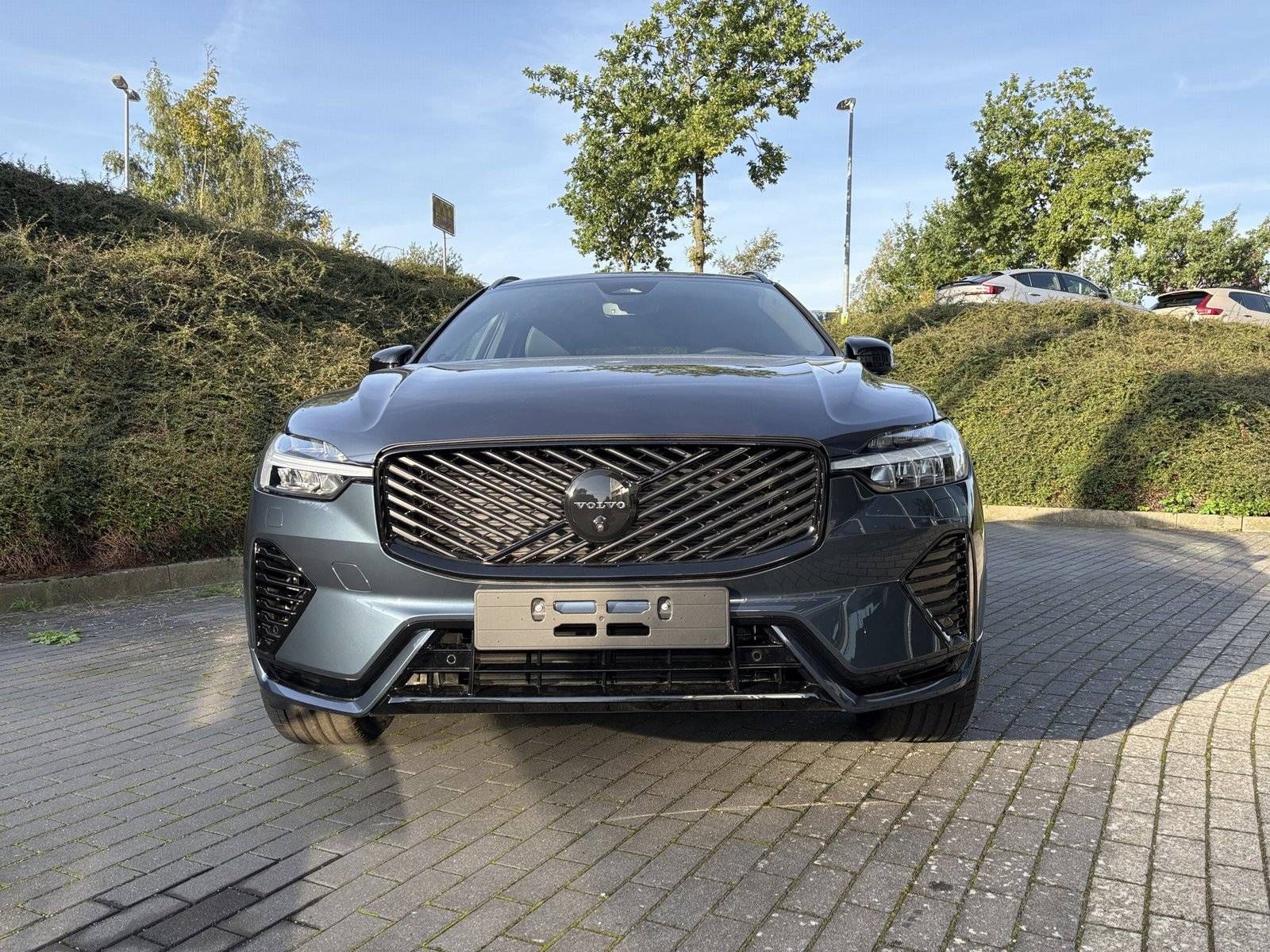Volvo XC60 Black Edition T8 AWD Plug-in Hybrid imagem 2