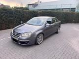 Volkswagen Jetta 1.9 TDI TÜV 11/2027 Sparsam - Volkswagen Jetta aus 2006 mit Diesel-Antrieb
