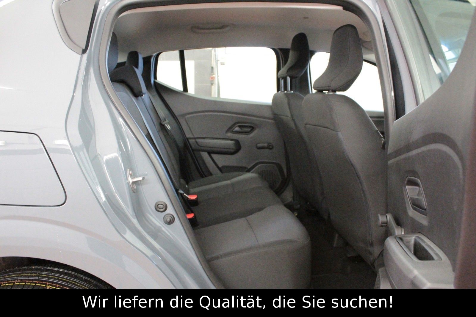 Fahrzeugabbildung Dacia Sandero SCe 65 Essential*Klima*Media Display*