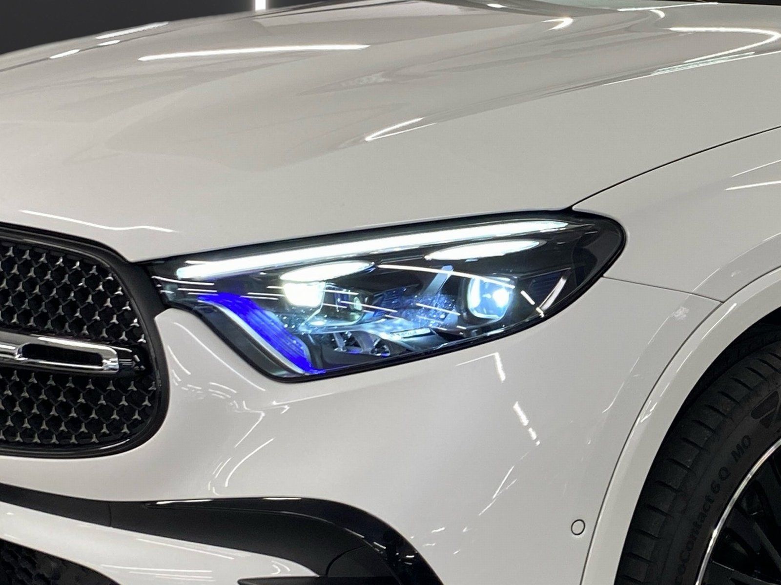 Fahrzeugabbildung Mercedes-Benz GLC 300 4M *Airmatic*STDHZG*HUD*Pano*Distro*AHK*
