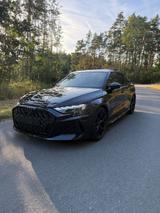 Audi RS 3 Limousine 280KM/H CARBON SCHALENSITZ RS-AGA - Audi RS3 aus 2025
