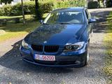 BMW E90 325i Org 123Tkm Tüv neu 12 Mon Gewähr N52 - BMW 325 aus 2006: 325i