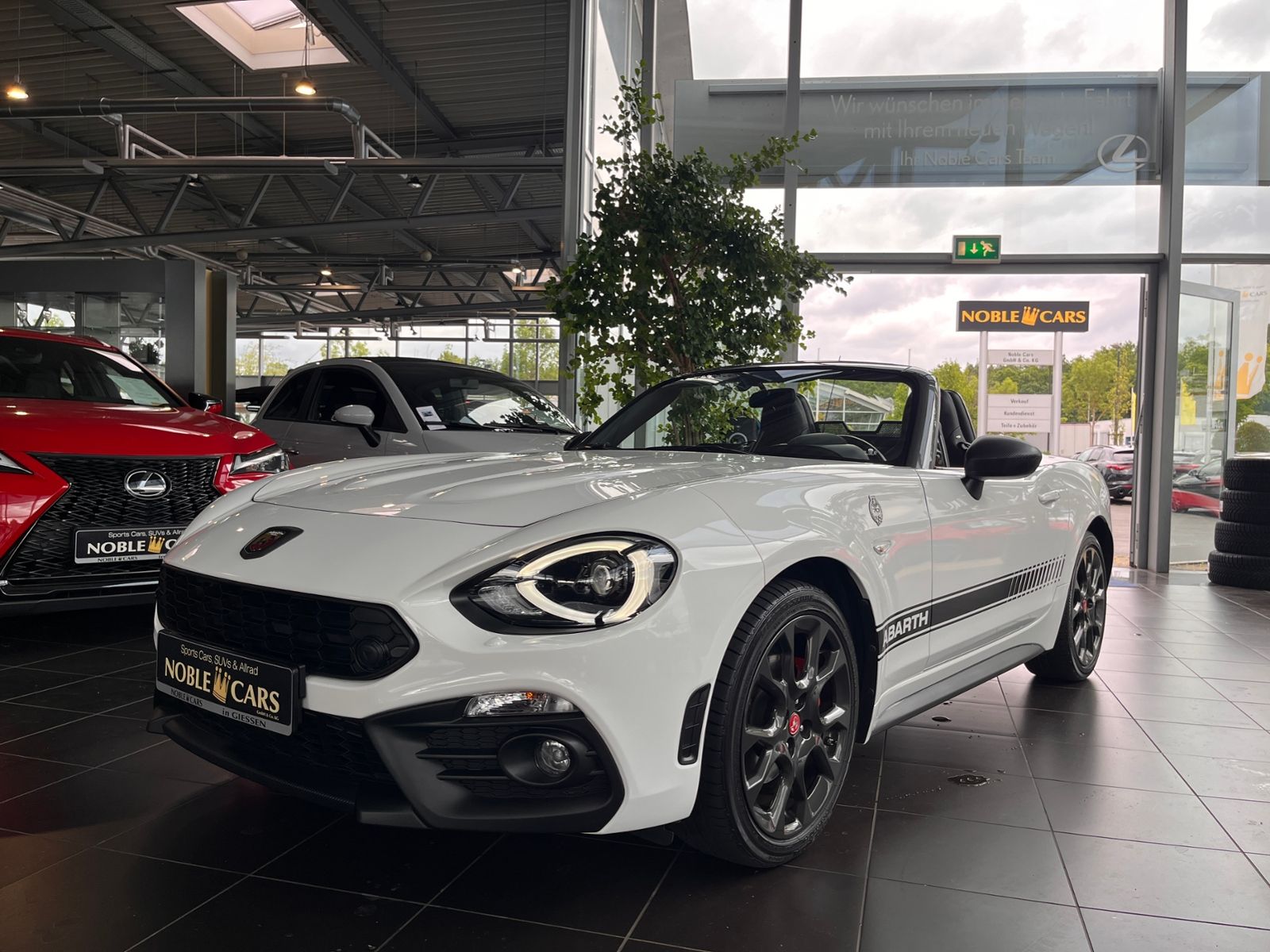 Fahrzeugabbildung Abarth 124 Spider Turismo LED DAB LEDER NAV SHZ