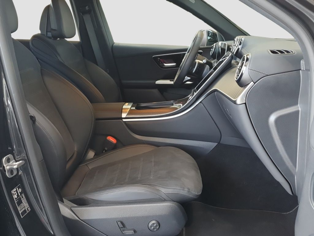 Fahrzeugabbildung Mercedes-Benz GLC 220 d 4MATIC AMG*NIGHT*Nav*KeyLess*PDC*RFK