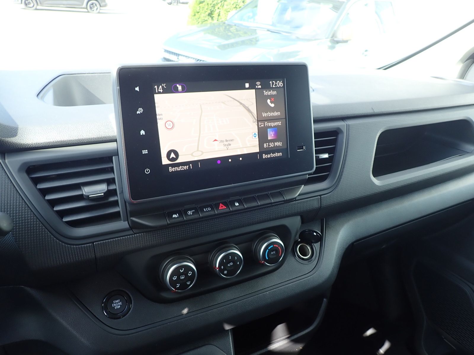 Fahrzeugabbildung Renault Trafic Lkw Business L1H1 2,8t Blue dCi 130