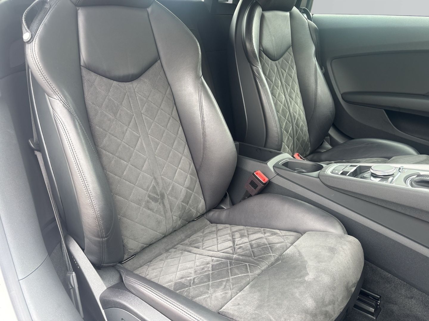 Audi TT - Bild 8