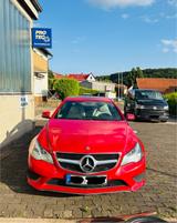 Mercedes-Benz 220