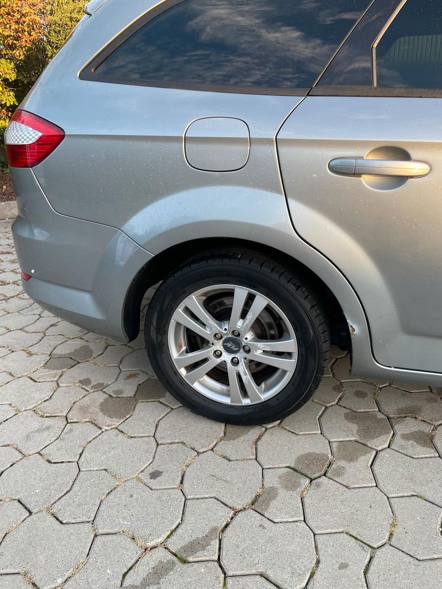 Ford Mondeo 2010 — photo 5