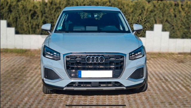 Audi Q2 35 TFSI S tronic + viele Extras + Garantie