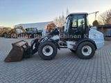 JCB 409 B , guter Zustand - Offers matching your search criteria