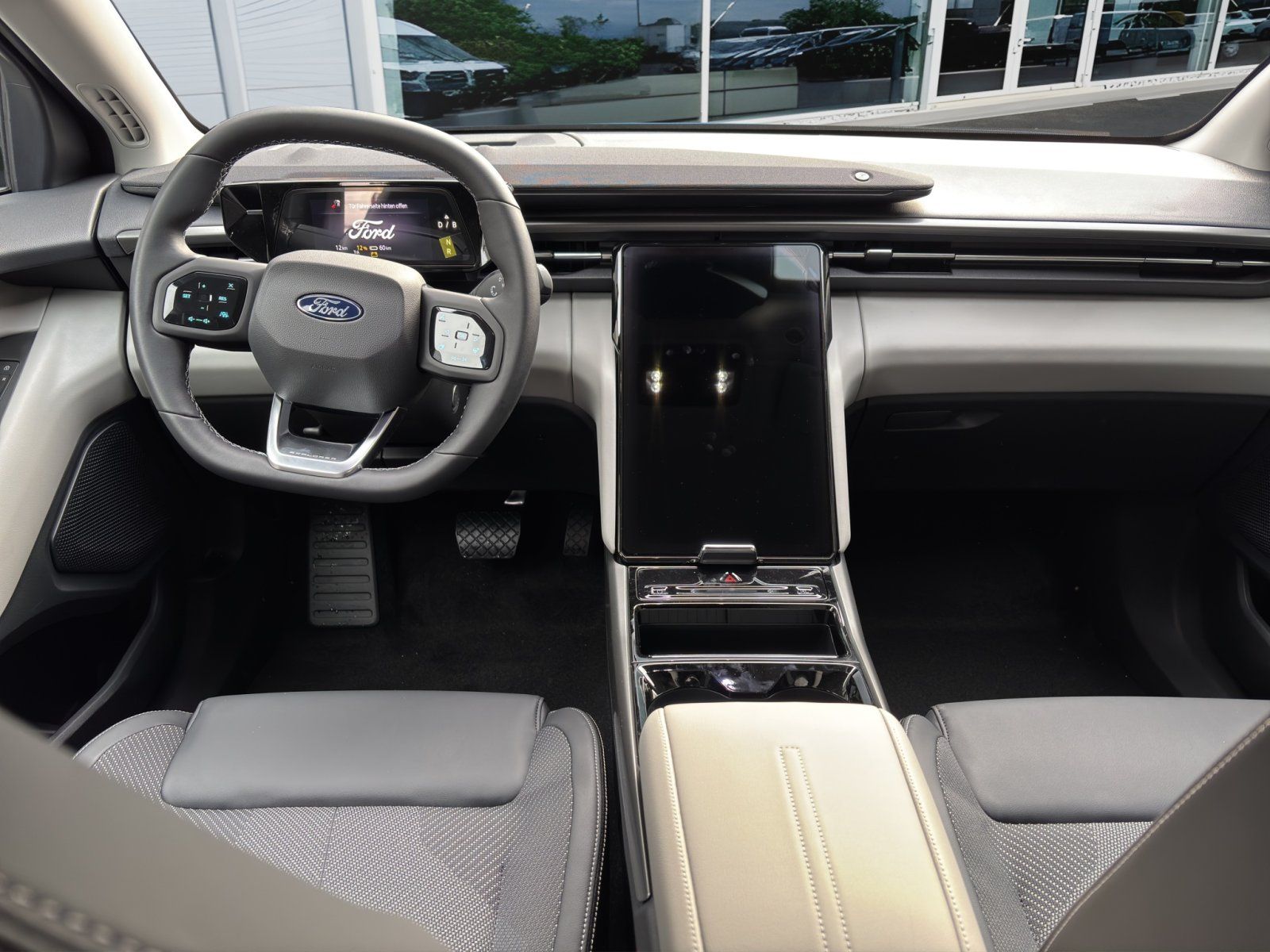 Fahrzeugabbildung Ford Explorer RWD