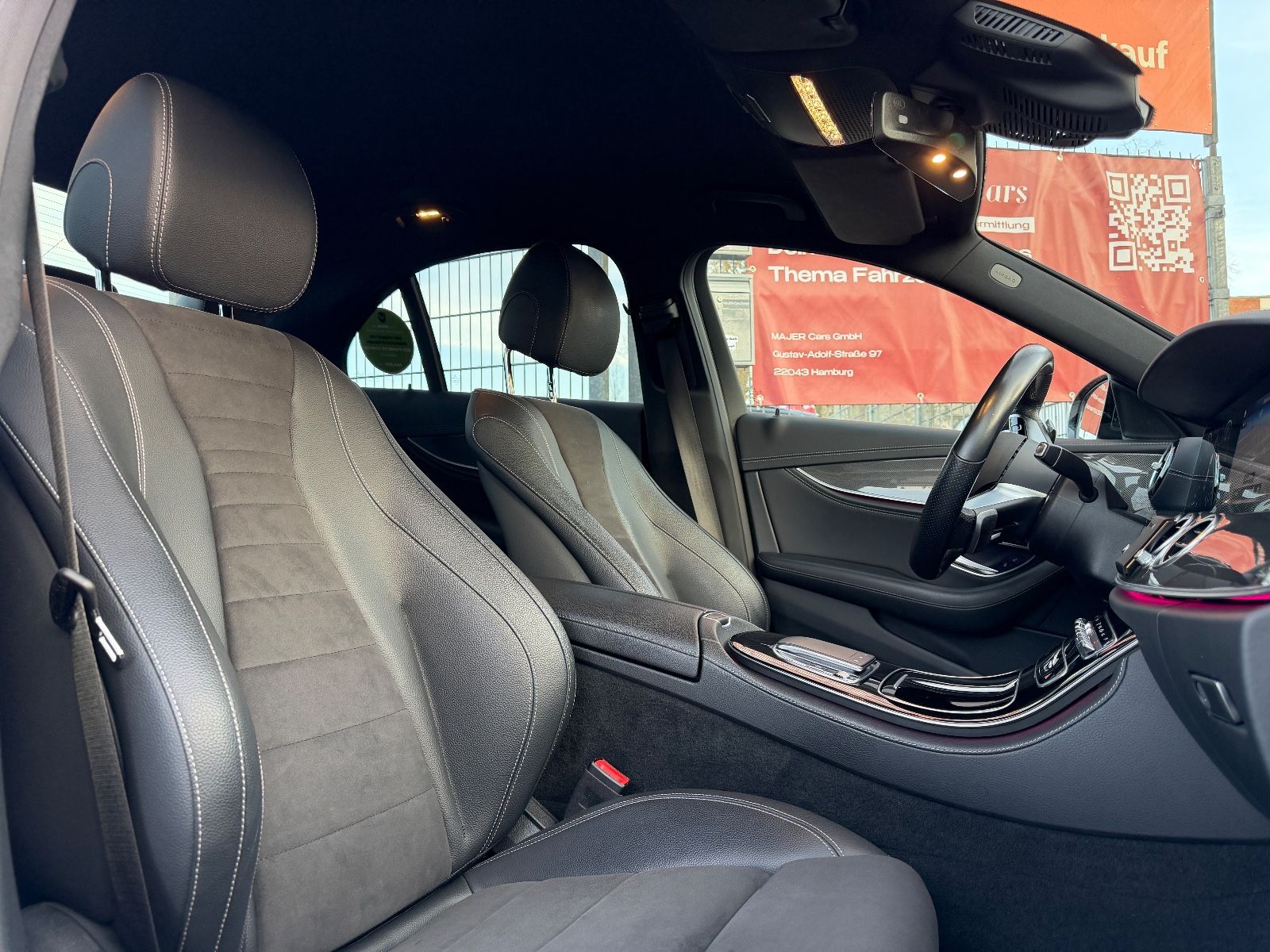 Fahrzeugabbildung Mercedes-Benz E 220d AMG*JUNGE STERNE*MUTLIBEAM*BURMESTER*AHK